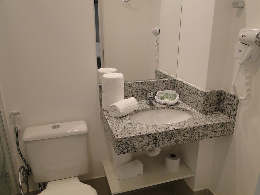 Tulip Inn Vila Velha Vila Velha  Extérieur photo